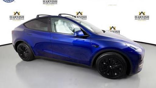 TESLA MODEL Y 2021 5YJYGDEE3MF157474 image